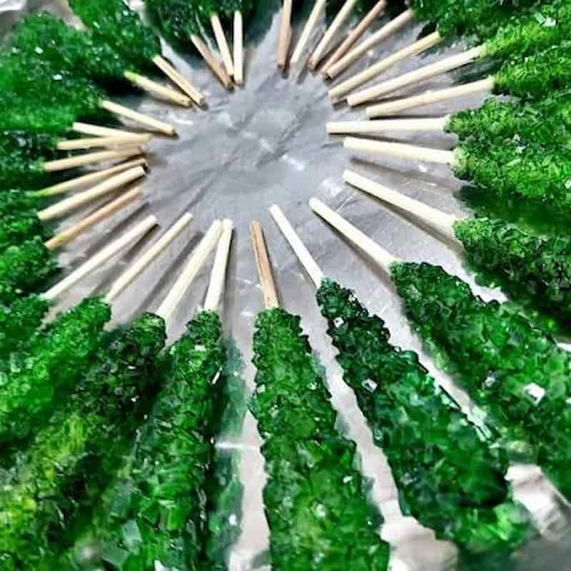 تصویر 4 از نبات رنگی سبز تهیه شده از رنگ خوراکی مجاز